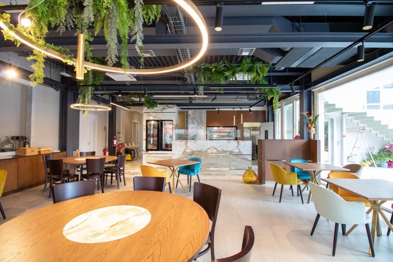 Doride Suites Boutique Hotel Marina Di Carrara Bagian luar foto
