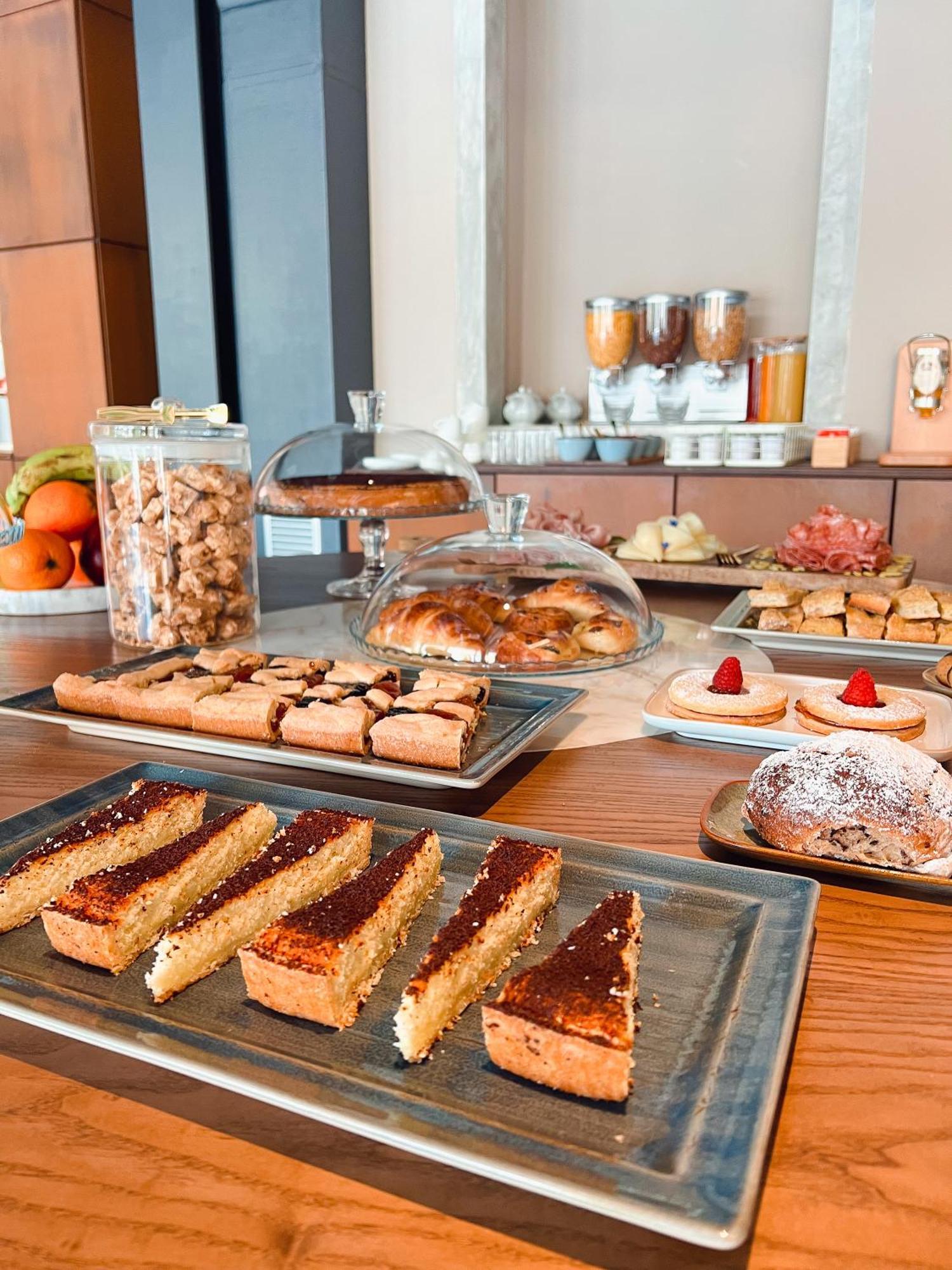 Doride Suites Boutique Hotel Marina Di Carrara Bagian luar foto